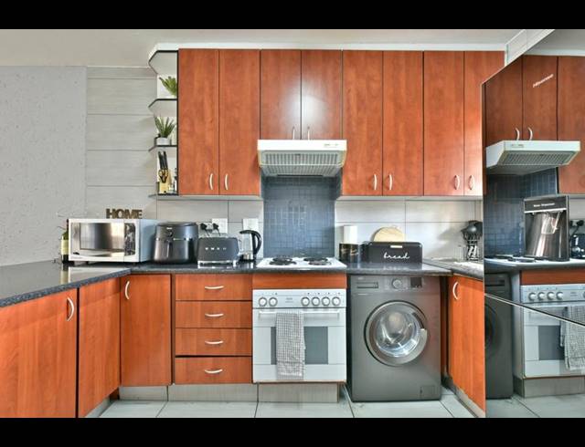 2 BEDROOM APARTMENT FOR SALE IN BRACKENDOWNS